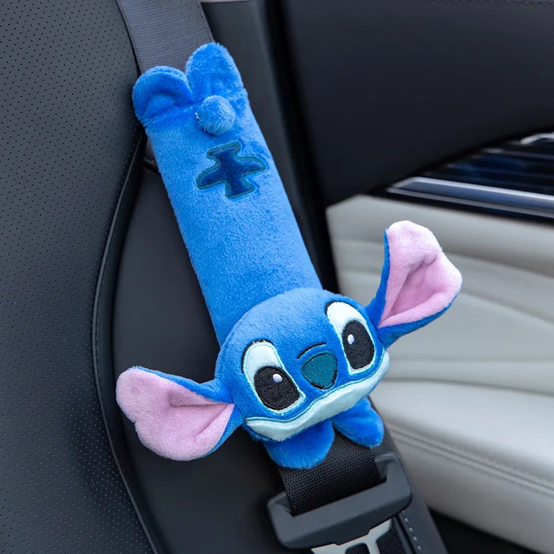 Funda Protectora para Cinturón de Seguridad de Auto – Peluche Stitch Suave y Decorativo