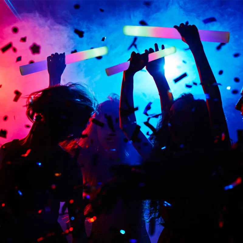 Bastones de Espuma LED Multicolor – Luminosa Diversión para Fiestas y Eventos